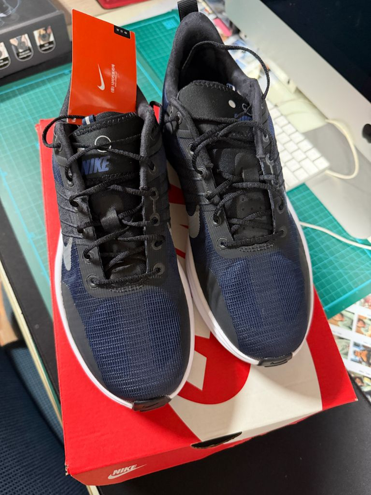 나이키 루나룸 270--2