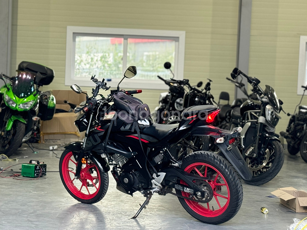스즈키 GSX-S 125 19년식 3만KM 차량 검빨차--2
