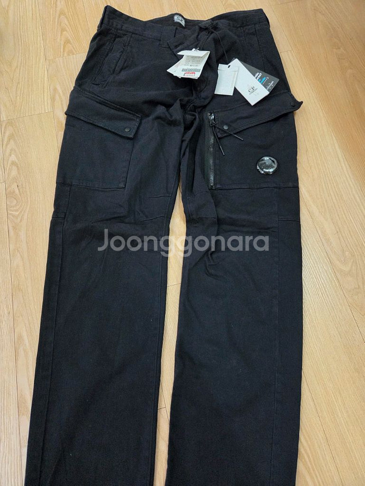 CP COMPANY 스웻티셔츠 바지 판매--3