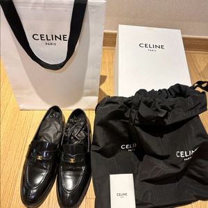 셀린느 말라케 트리옹프 로퍼 37 사이즈 690000원