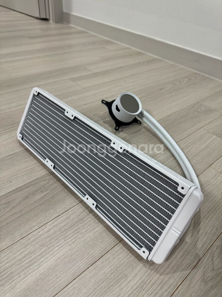 크라켄360 rgb 화이트--3