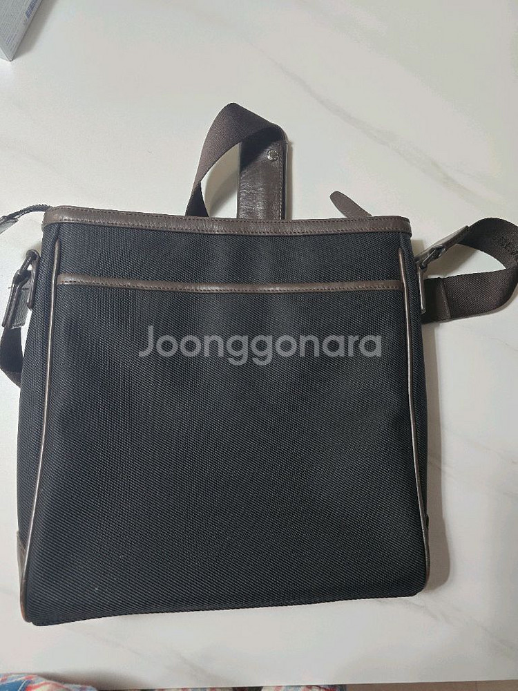 빈폴 크로스 가방--2