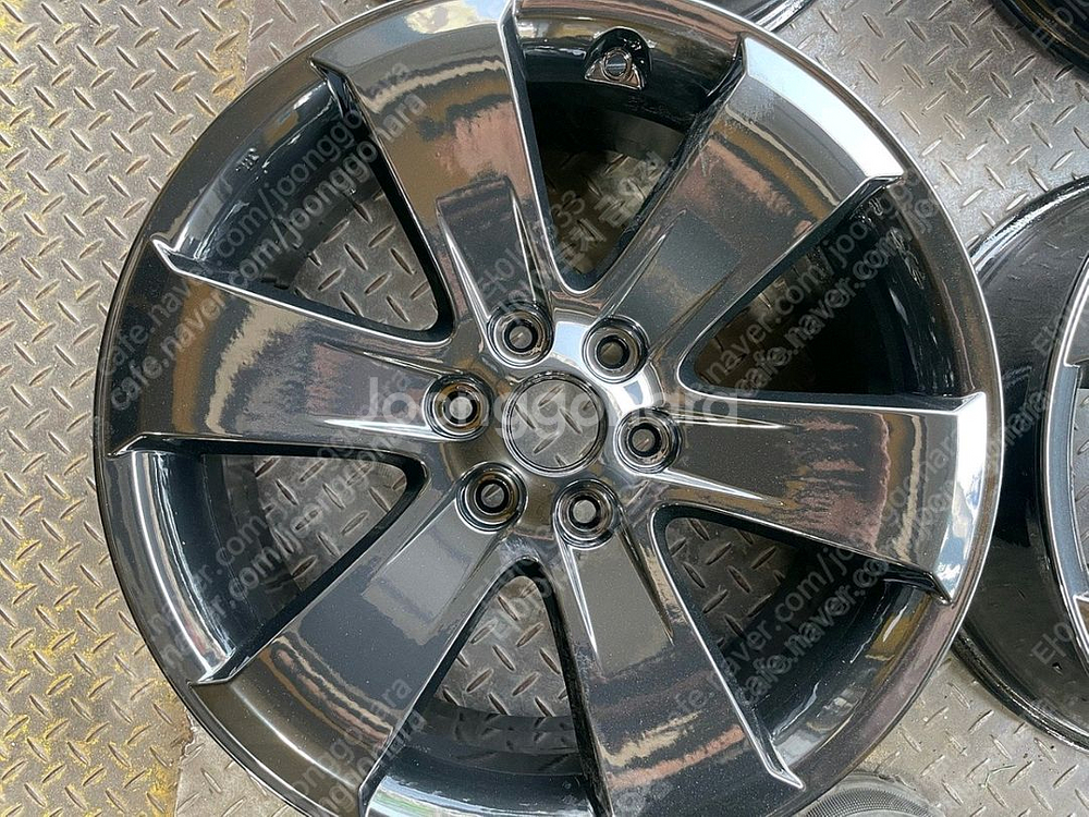 18인치 모하비 유광블랙 순정휠 한대분--3