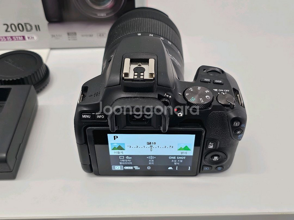 캐논 카메라 200d2 +efs18-135렌즈--2