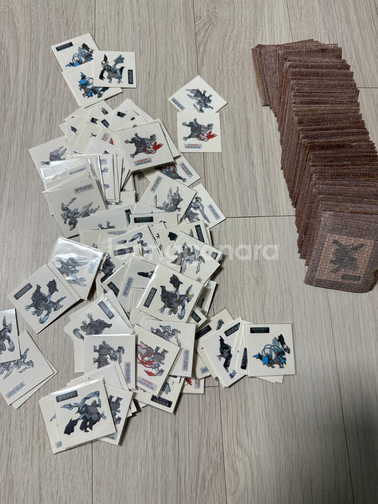 포켓몬스터 큐레무 띠부띠부씰 스티커 판매해요--0