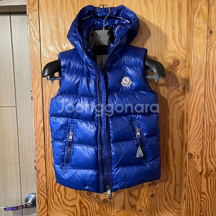 몽클레어 패딩 베스트 판매 합니다.--0