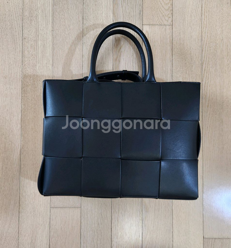 보테가 베네타 아르코 스몰사이즈토트백--0