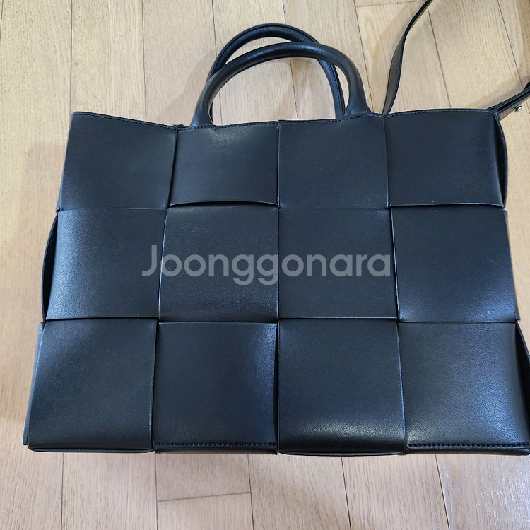 보테가 베네타 아르코 스몰사이즈토트백--1