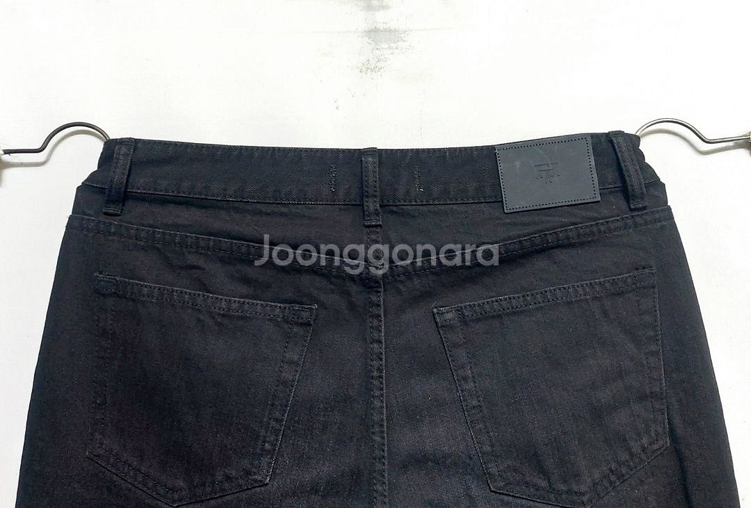 새제품/페이탈리즘 블랙진 남성청바지32--2