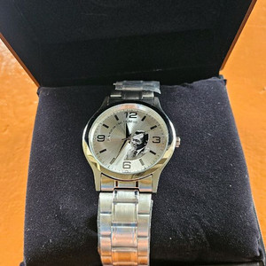 박정희 대통령 시계새상품 입니다