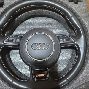 아우디 s7 스티어링훌+기어노브