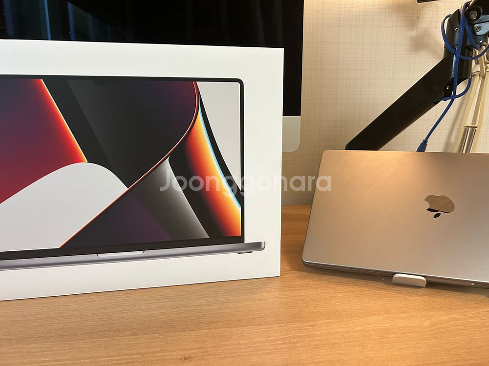 맥북 프로 16인치 M1 Pro 16GB 512G--6
