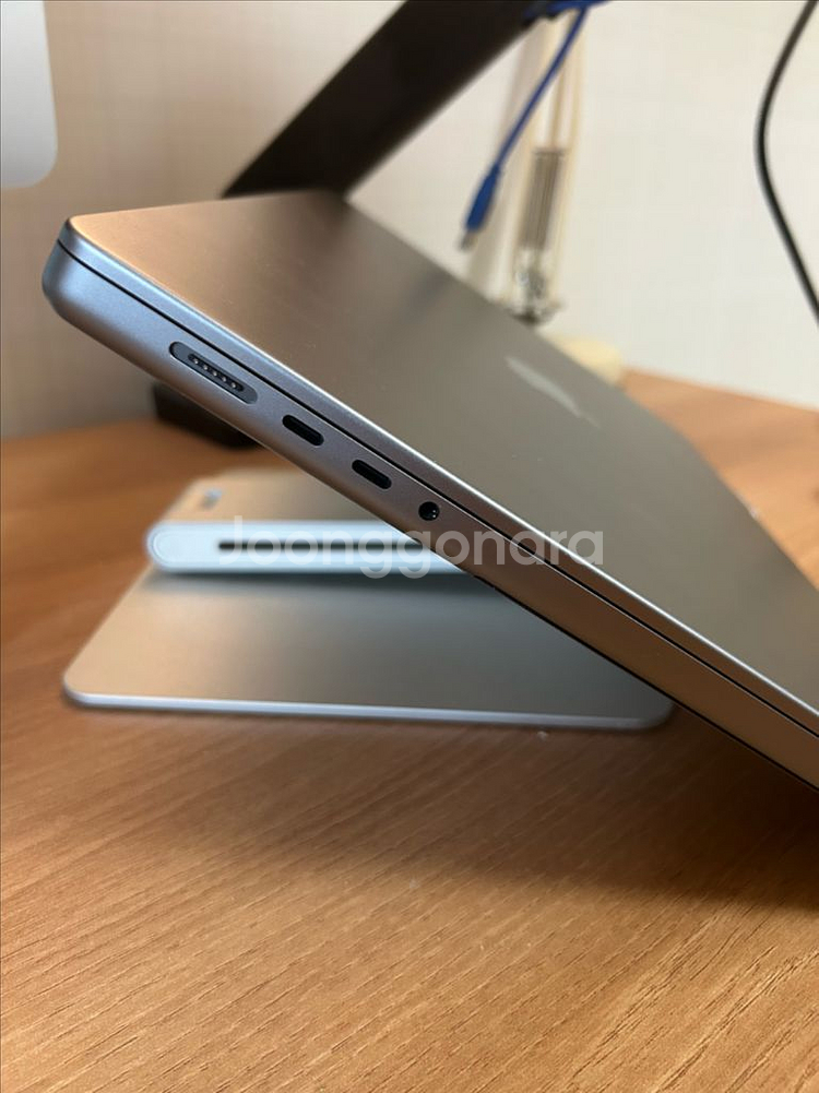 맥북 프로 16인치 M1 Pro 16GB 512G--5