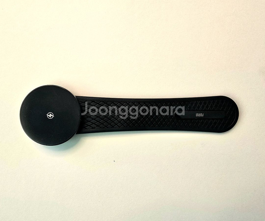 포른 차량용 맥세이프 충전 거치대--2