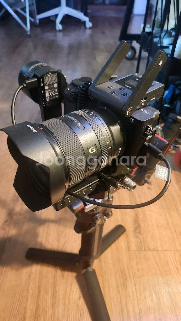 유튜브 촬영 소니 카메라 짐벌세트 무선마이크 포함--1