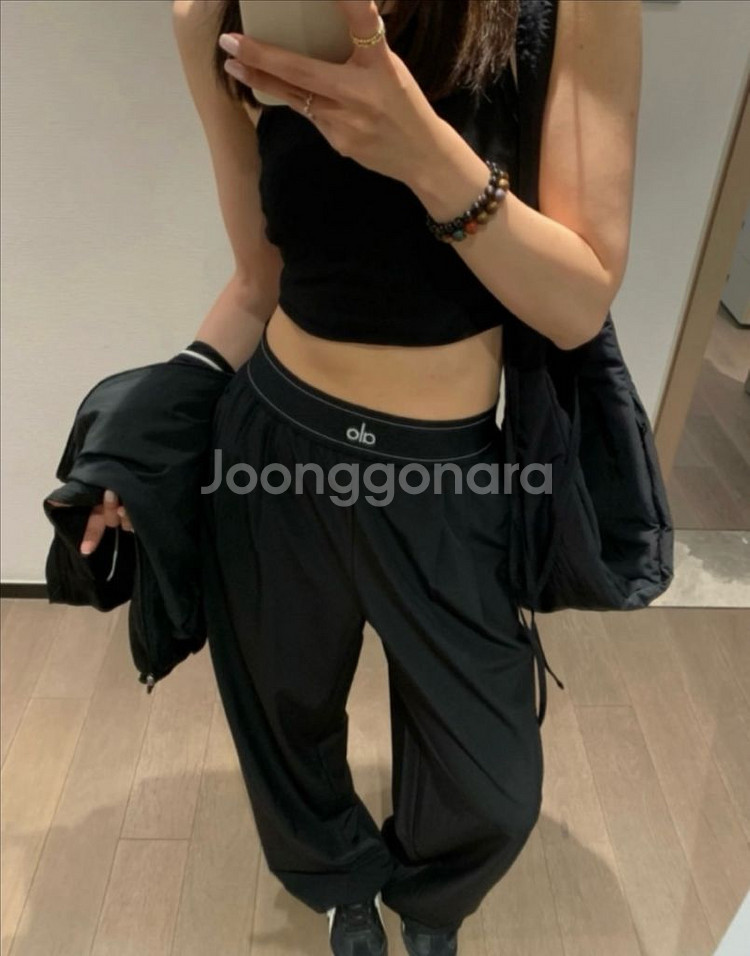 (미개봉새상품)알로바지 alo 요가 슈트업 트라우저팬츠--0