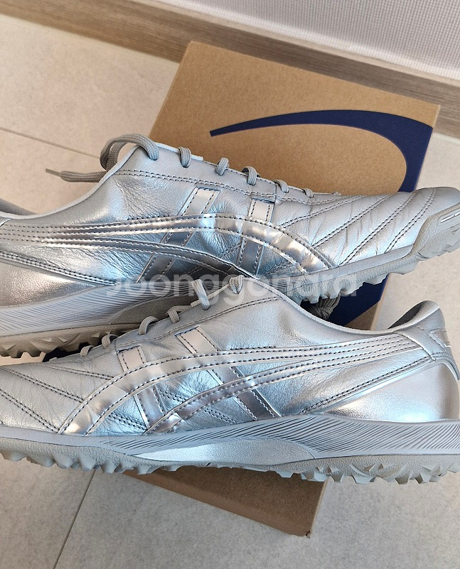 아식스 C3 FF TF (1회착용제품)판매--4