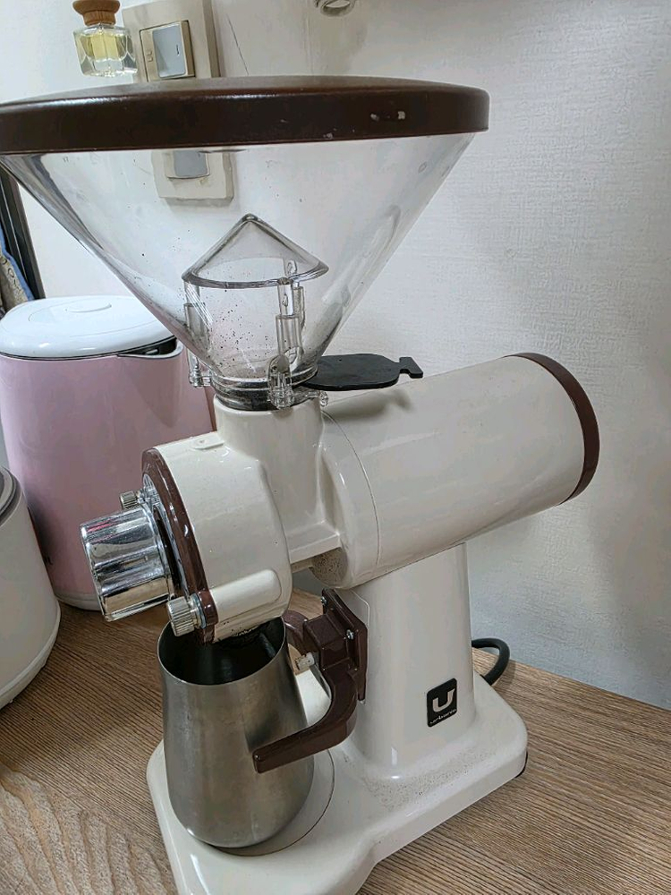 어바닉 커피 전동그라인더 이미지