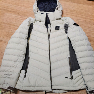 아이더 구스패딩