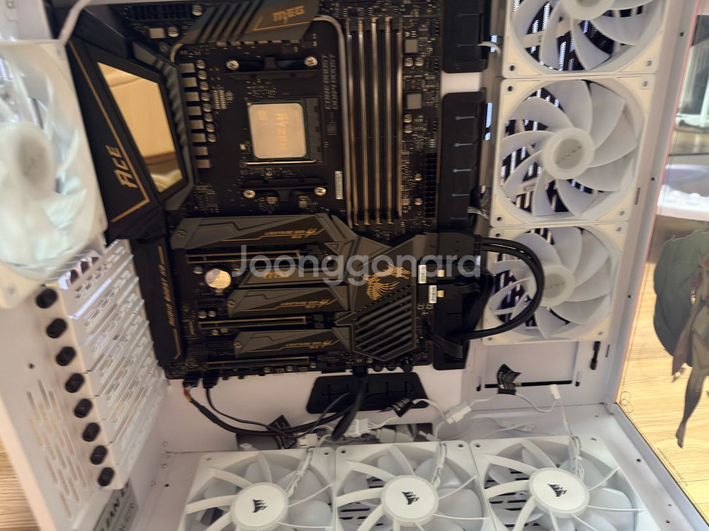 5700g msi x570 9테라 hdd+모니터2대--0