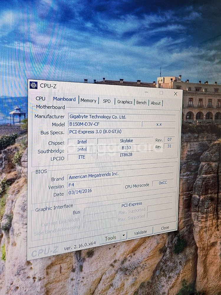 워크스테이션 본체 팝니다. I5-6500, 12ram--5
