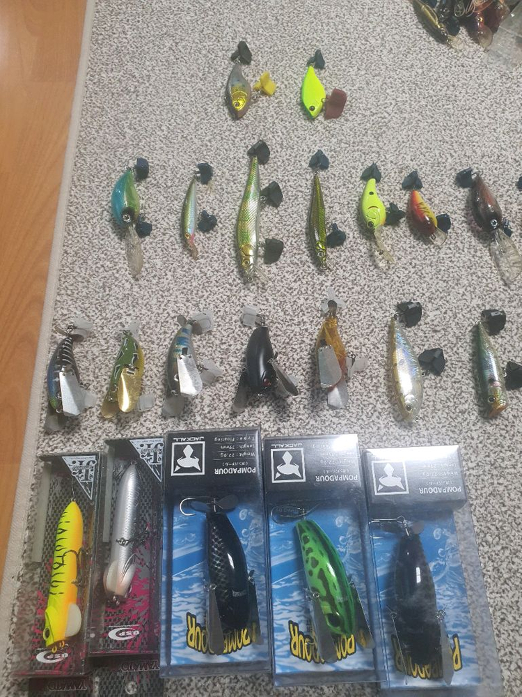 베스낚시 하드베이트(탑워터 미노우) 판매합니다 이미지