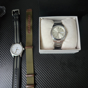 해밀턴 카키필드 쿼츠 38mm 흰판 팔아요