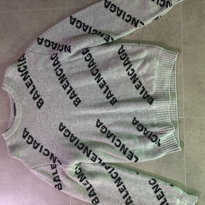 정품 발렌시아가 멀티 로고 니트