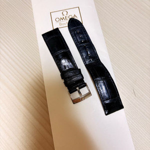 오메가 블랙 악어 가죽 스트랩 20mm 팝니다