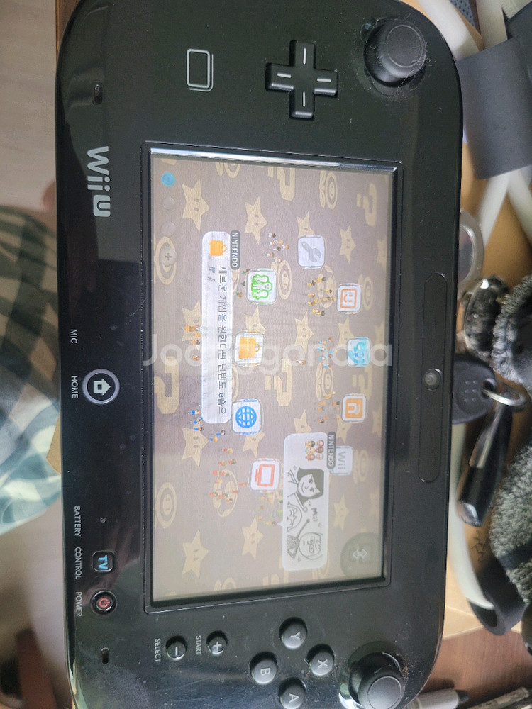 위유 wiiu 팔아요. 닌텐도 위유 wiiu 정품입니다--0