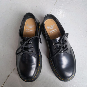 닥터마틴 1491 쿼드