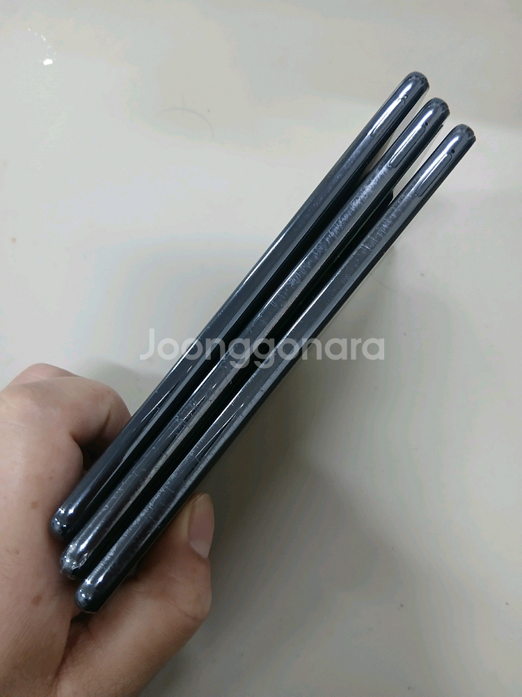 갤럭시퀀텀3 128GB 블루 단말기 여러대 입니다.--4