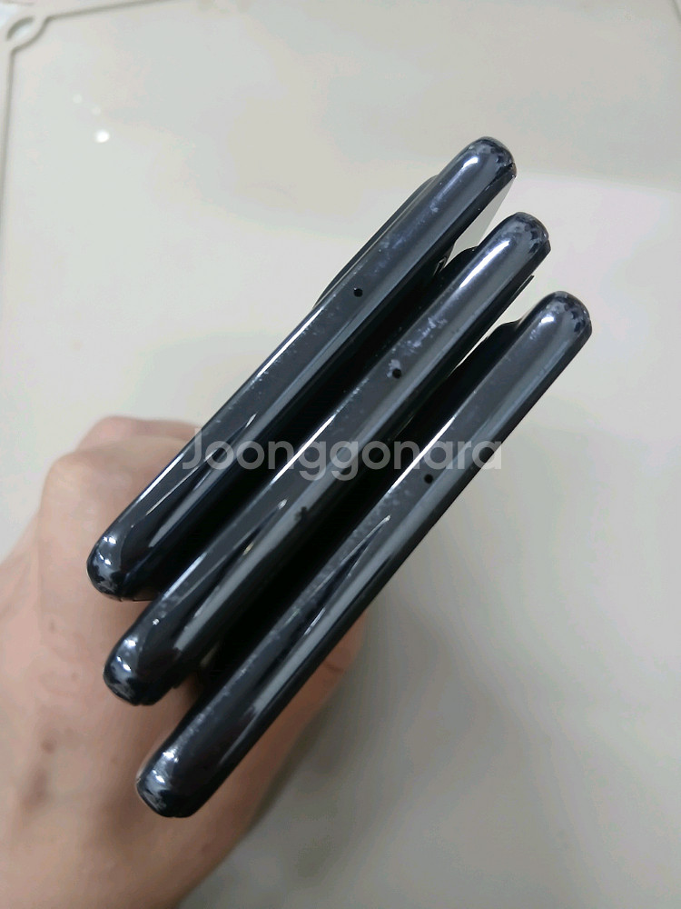갤럭시퀀텀3 128GB 블루 단말기 여러대 입니다.--3