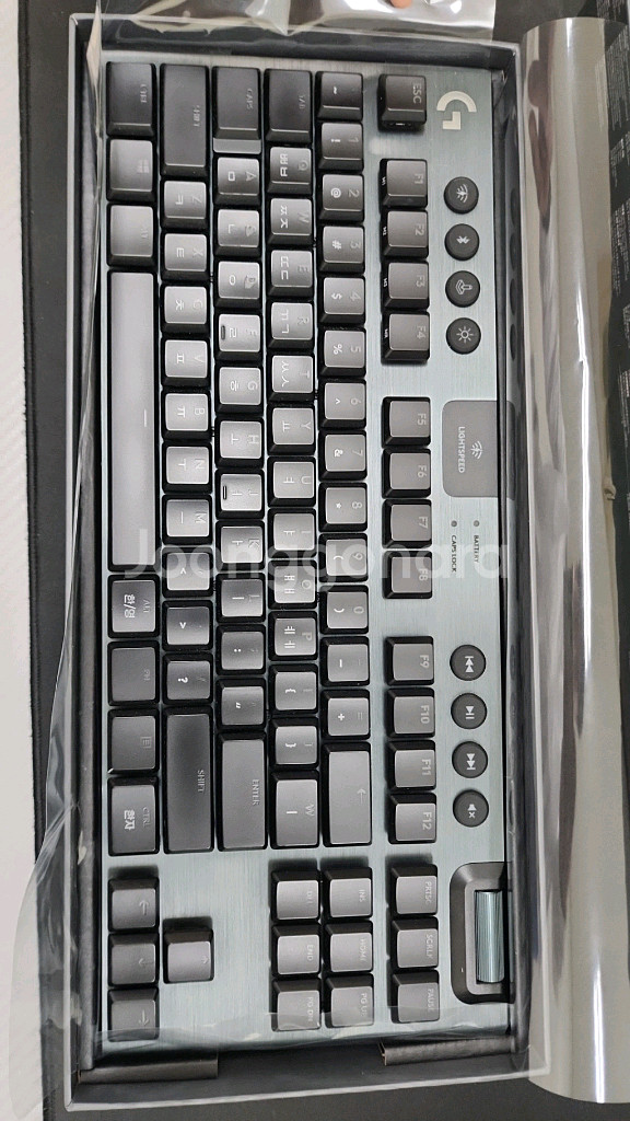 로지테고g913 tkl블랙 팝니다--2