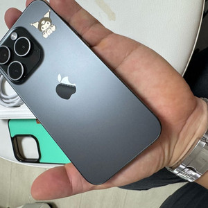 아이폰15프로 256 24년 4월 블랙 액정필름3매