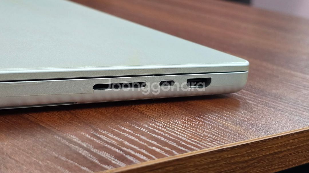 맥북 M1 MAX 64Gb 4tb--2