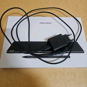 갤럭시탭 S11 WIFI 256gb 그레이 팝니다