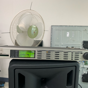 TC electronic M3000 리버브 팝니다