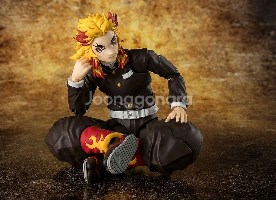 shf 피규아트 귀멸의칼날 렌고쿠 미개봉--0