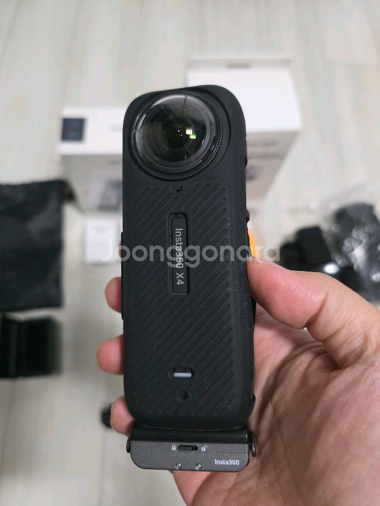 인스타360 x4 악세서리 일괄 판매--2