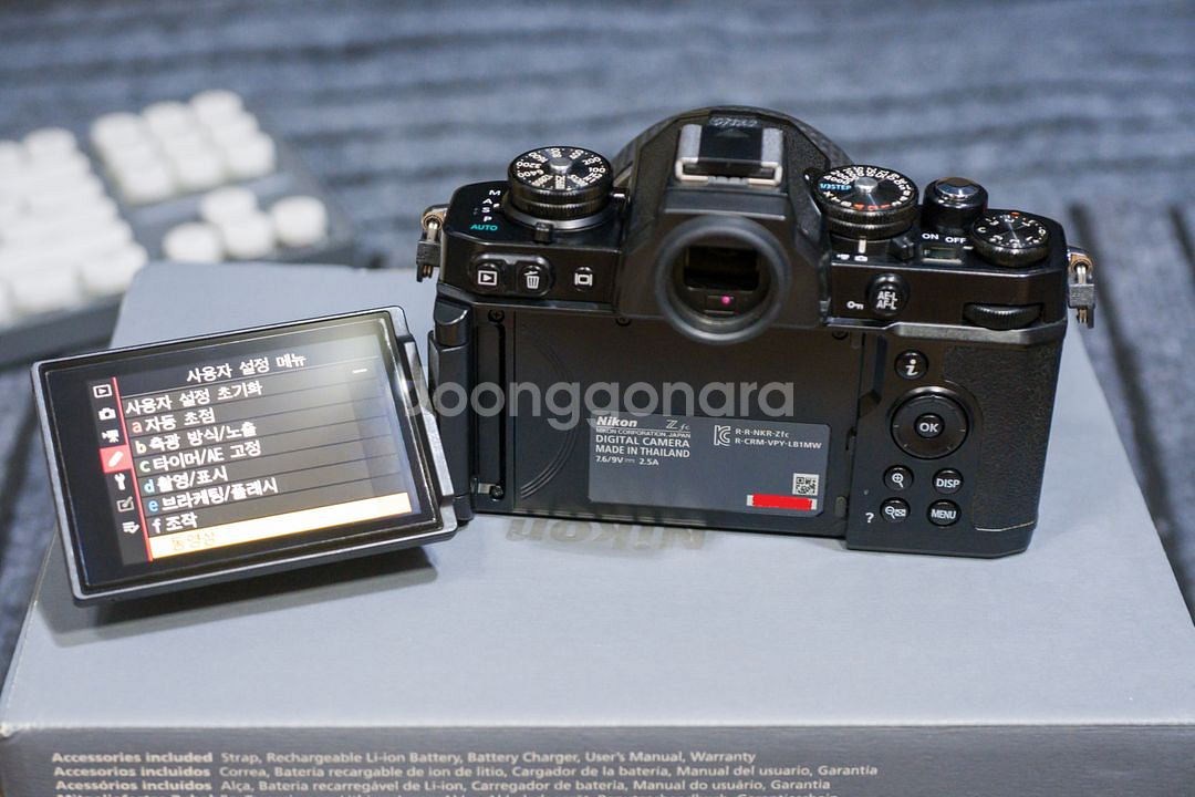 구성품추가]니콘 ZFC+27년 4월 보증 28mm SE--2