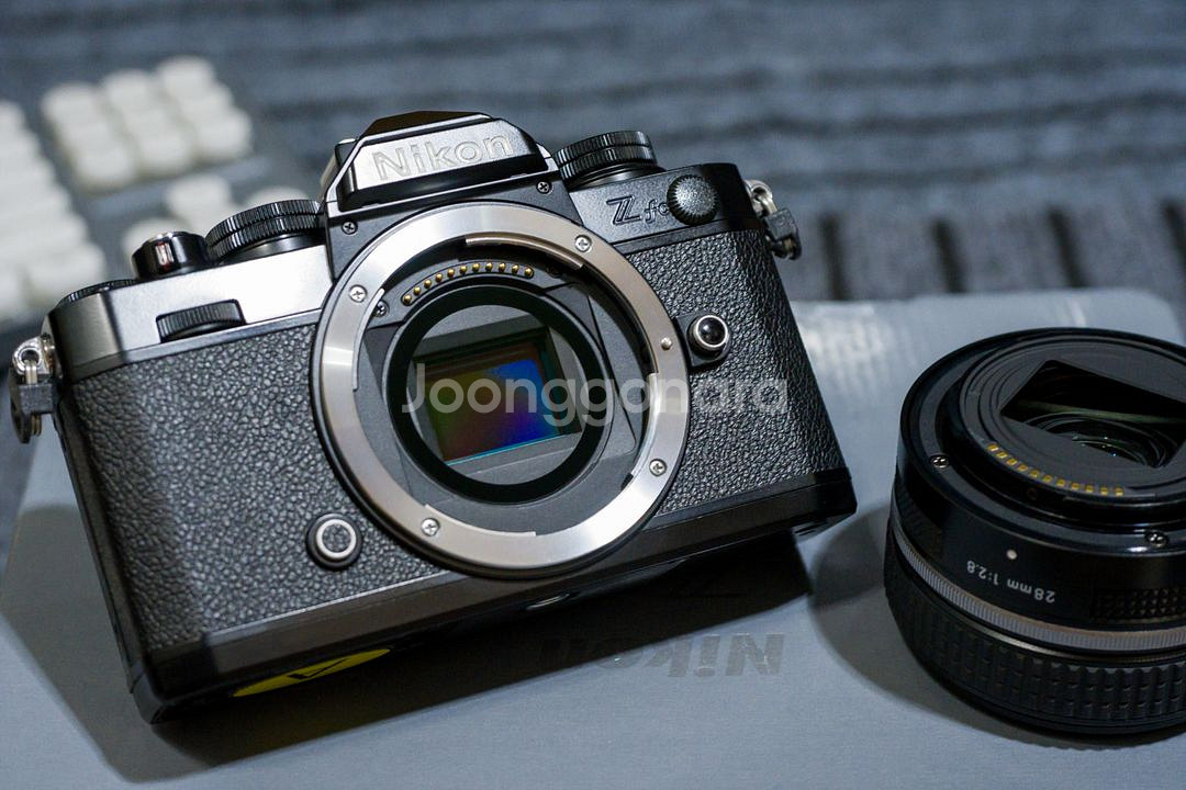 구성품추가]니콘 ZFC+27년 4월 보증 28mm SE--5