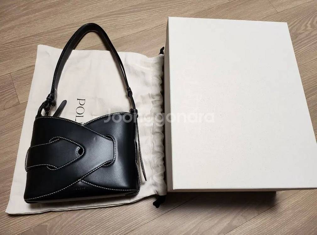 폴렌느 노드 에디션 스무스 블랙 색상--2