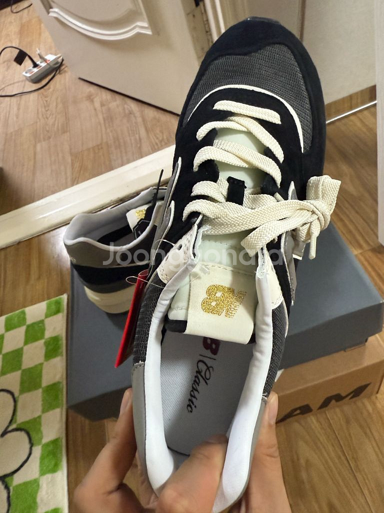 뉴발란스 574 Legacy 블랙 265 새상품--2