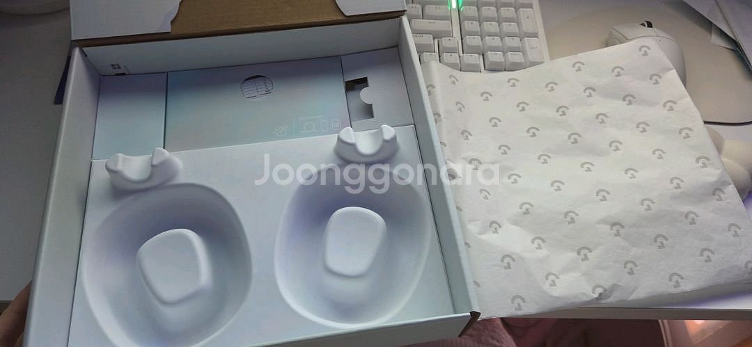 로지텍 G735 화이트 게이밍 헤드셋--5