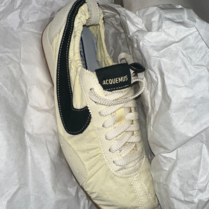 자크뮈스 나이키 문슈즈 42.5