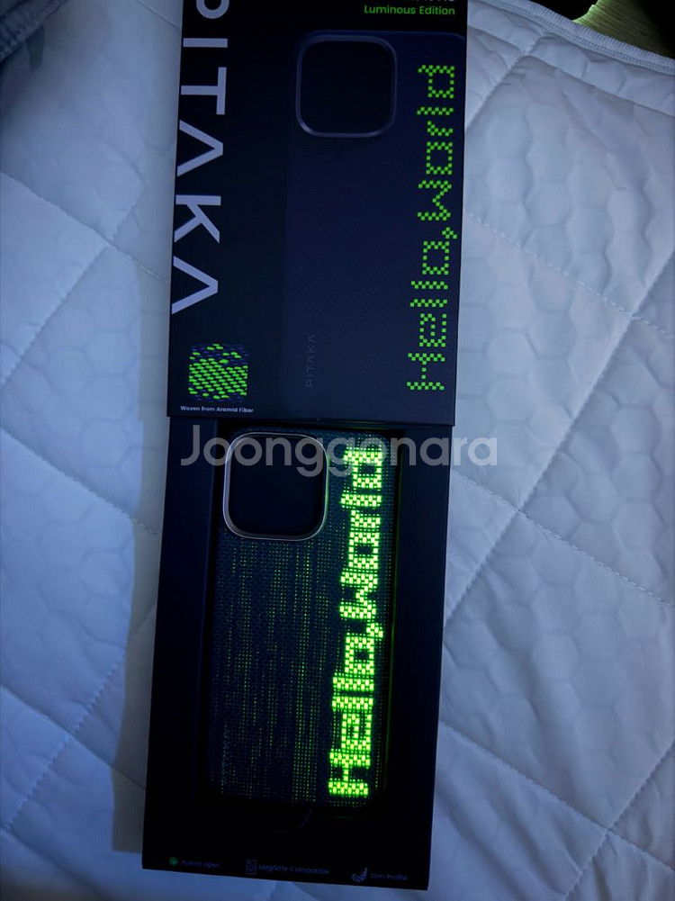아이폰 16프로 피타카 풀 카본 야광케이스 팝니다--1