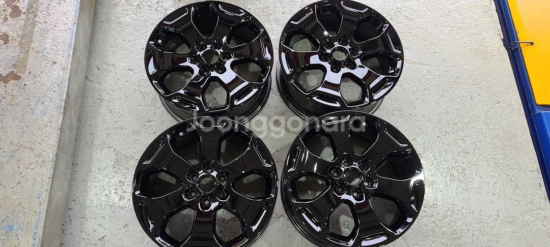 더뉴모하비 블랙유광 18인치 순정휠 대품판매20만원--0