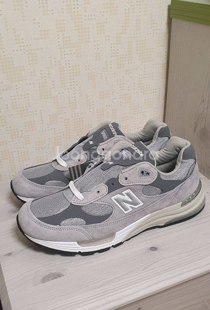 뉴발란스 992 그레이 290사이즈 M992GR--0