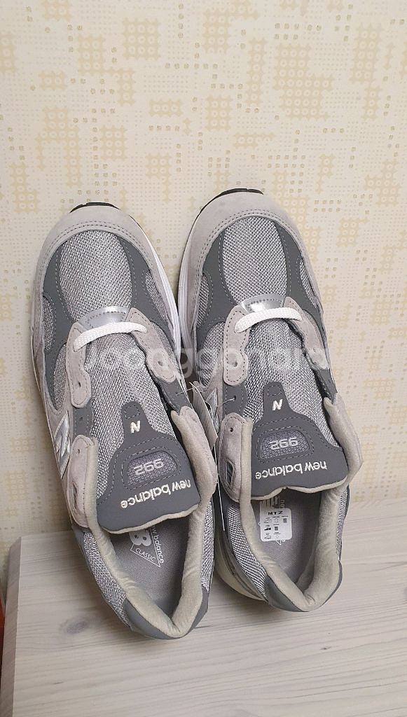 뉴발란스 992 그레이 290사이즈 M992GR--4